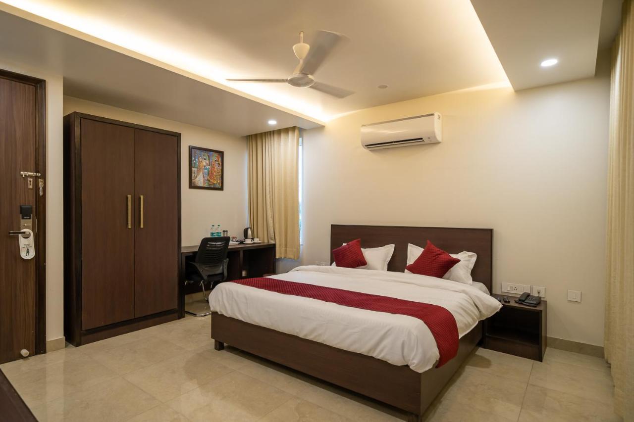 Hotel Sheerha Royal Residency-Near Jaipur Airport Exteriér fotografie