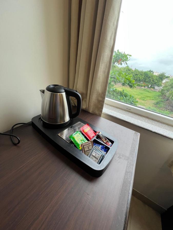 Hotel Sheerha Royal Residency-Near Jaipur Airport Exteriér fotografie